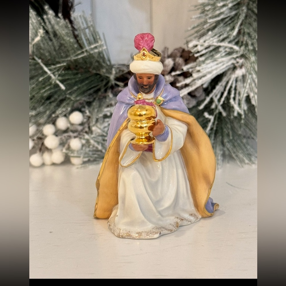 NEW Lenox Little Town of Bethlehem Gaspar Nativity Set Wise Man NEW